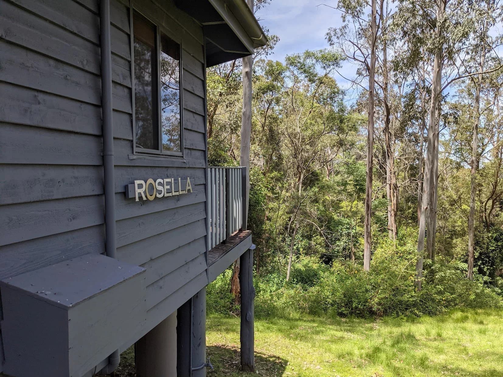 Rosella Cabin in the bush